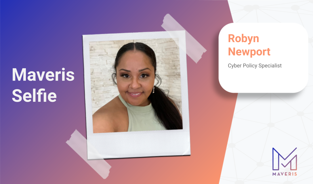 Maveris Selfie - Robyn Newport