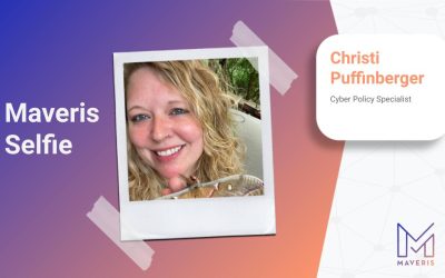 Maveris Selfie – Christi Puffinburger